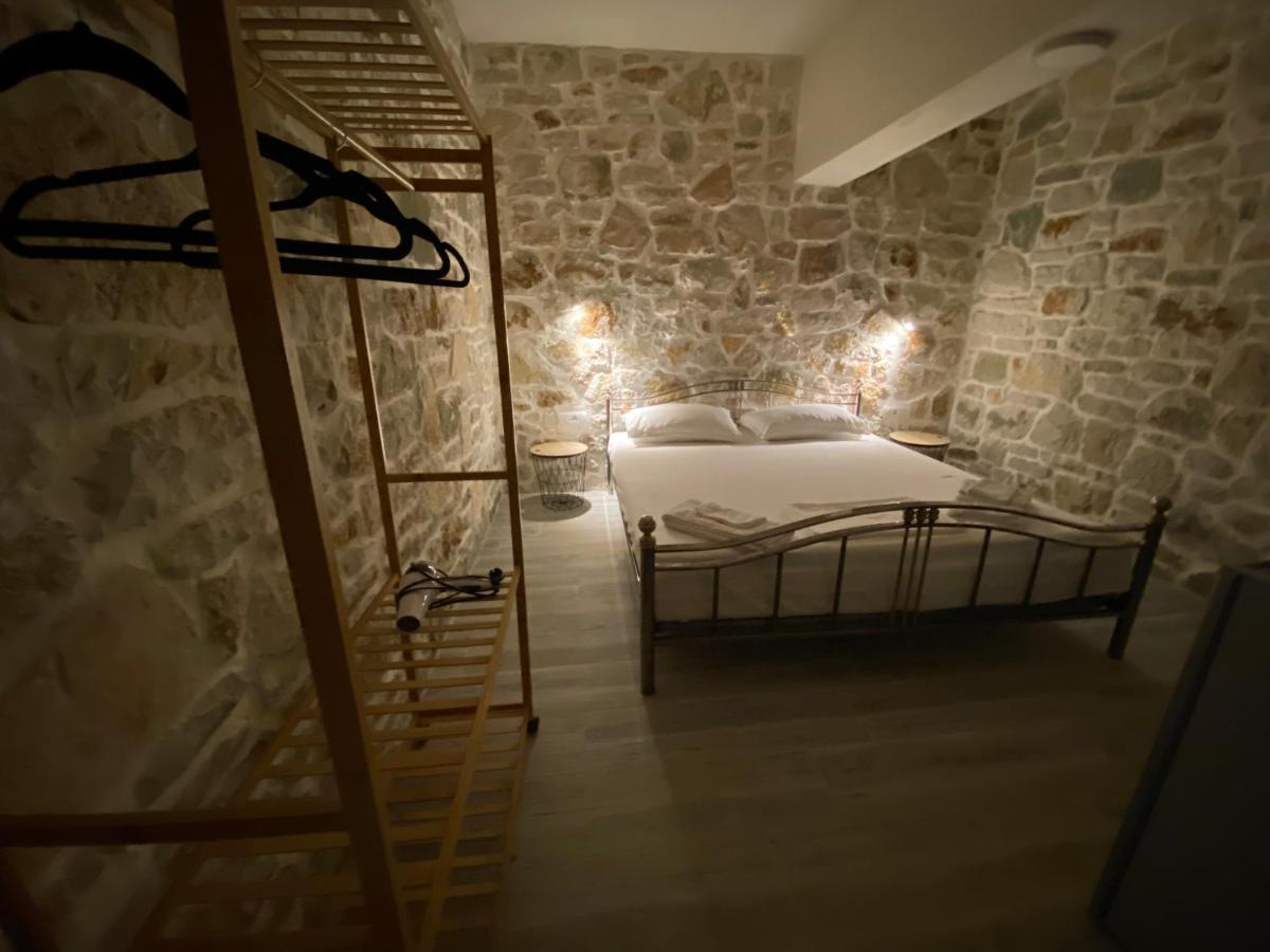 Lemons&Olives Rooms Himare Esterno foto